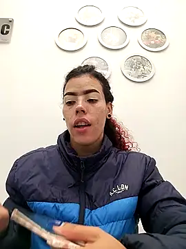 Pamelamiler   online show from April 15, 12:12 pm