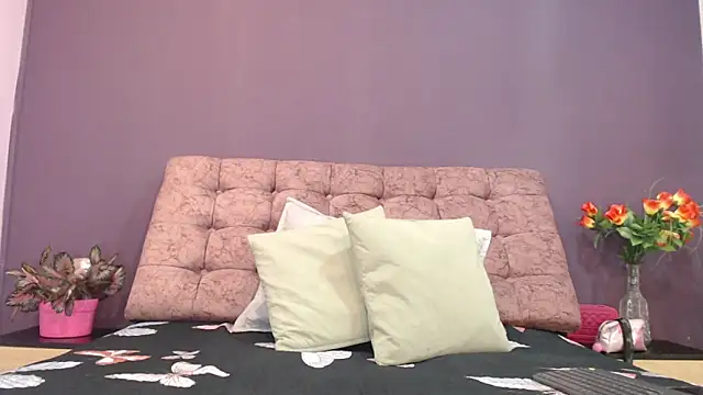 KateWelsin online show from September 11, 7:47 pm