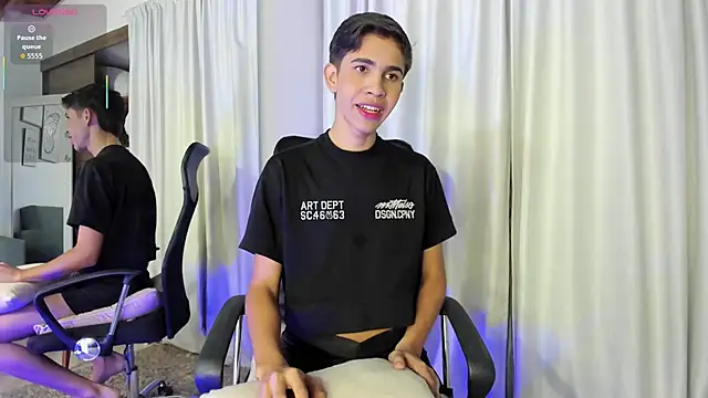 JoshuaSanzz online show from September 30, 4:28 am