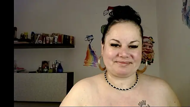 andreea2011 online show from February 2, 7:29 am