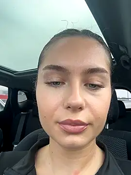 Ashley-Evans online show from November 21, 12:04 pm