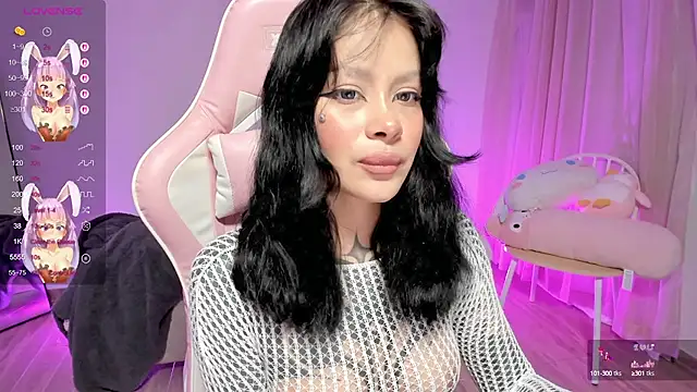 Snapshot of AlinaLukyanova chatting on September 16, 2:01 am AlinaLukyanova online show from September 16, 2:01 am