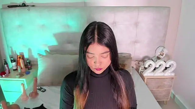 AbbyBeck online show from October 20, 1:33 pm