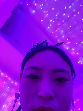 Snapshot of QiuNikki11286 chatting on November 25, 2:39 pm QiuNikki11286 online show from November 25, 2:39 pm