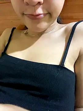 Snapshot of Sayhi_xo chatting on September 21, 3:24 pm Sayhi xo online show from September 21, 3:24 pm