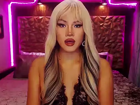 YllanaAltheaXxX online show from November 29, 2:53 pm