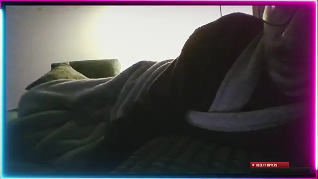 Snapshot of AlexanderDu69 chatting on January 21, 10:51 pm AlexanderDu69 online show from January 21, 10:51 pm