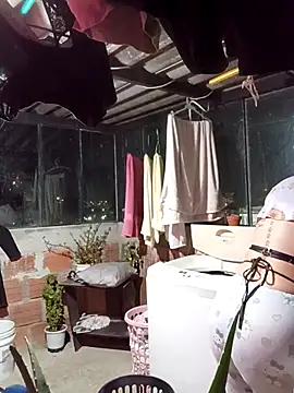 Snapshot of Fernandar2025 chatting on February 7, 12:25 am Fernandar2025 online show from February 7, 12:25 am