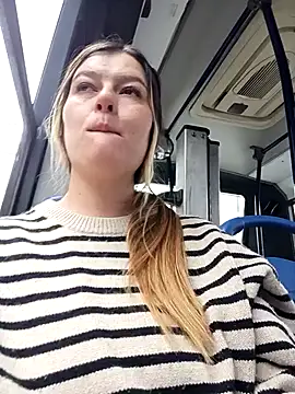 Snapshot of Fernandar2025 chatting on February 25, 7:45 pm Fernandar2025 online show from February 25, 7:45 pm