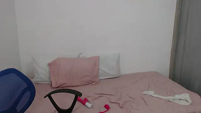 Snapshot of Tiiana chatting on September 20, 4:41 pm Tiiana online show from September 20, 4:41 pm