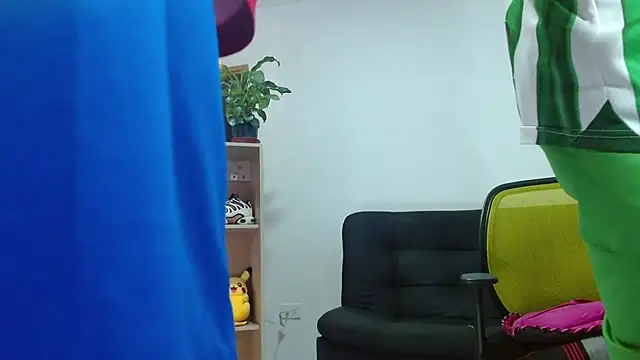 skinny23cm online show from November 10, 9:03 pm