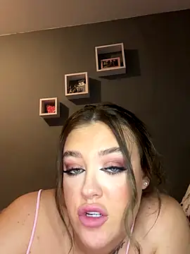 GoddessPrincesss online show from November 11, 10:10 pm