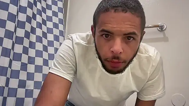 Snapshot of DERTYLAY chatting on November 2, 1:30 am DERTYLAY online show from November 2, 1:30 am