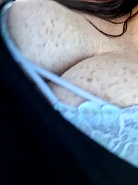 50-shades-of-JADE online show from December 16, 1:27 pm