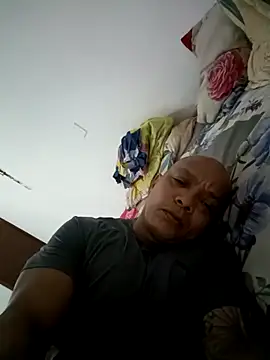 Snapshot of Pichirilo0318 chatting on November 15, 4:10 am Pichirilo0318 online show from November 15, 4:10 am