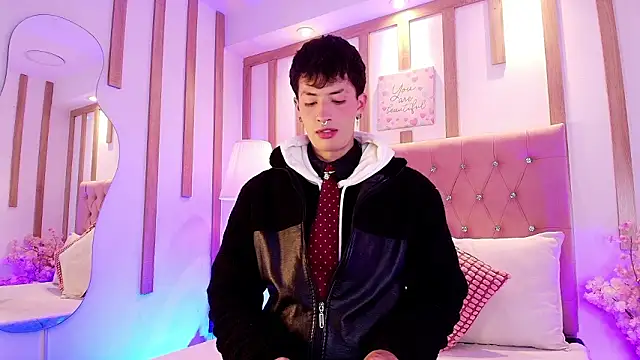 OzorioDany online show from March 12, 3:45 am