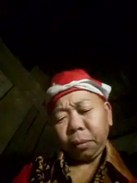 VangLe73 online show from November 17, 3:29 pm