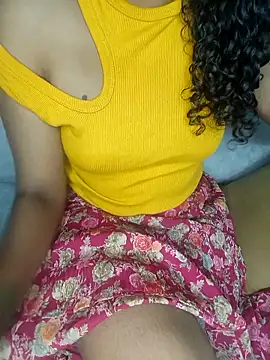 Snapshot of Tamilpallavi chatting on November 2, 3:03 pm Tamilpallavi online show from November 2, 3:03 pm