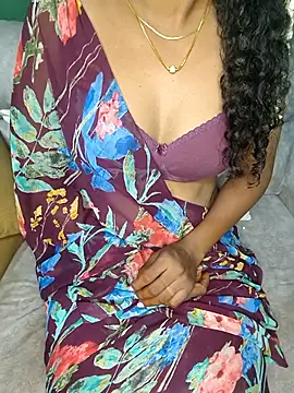 Snapshot of Tamilpallavi chatting on November 18, 3:16 pm Tamilpallavi online show from November 18, 3:16 pm