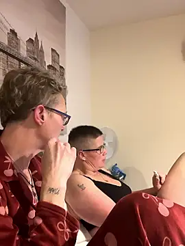 Curvy-Jinx online show from January 11, 8:25 pm