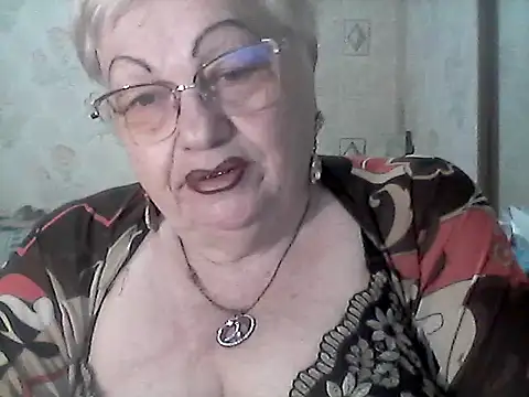 NatalieNorth online show from April 17, 7:50 pm