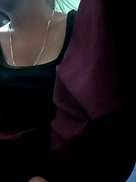 Snapshot of sakshi5533 chatting on September 14, 5:45 pm sakshi5533 online show from September 14, 5:45 pm