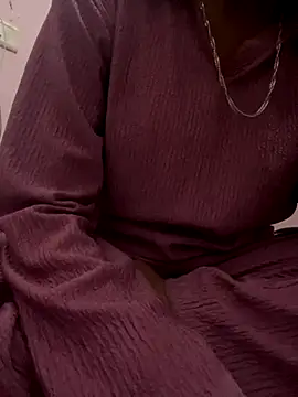 Snapshot of sakshi5533 chatting on November 17, 5:19 pm sakshi5533 online show from November 17, 5:19 pm