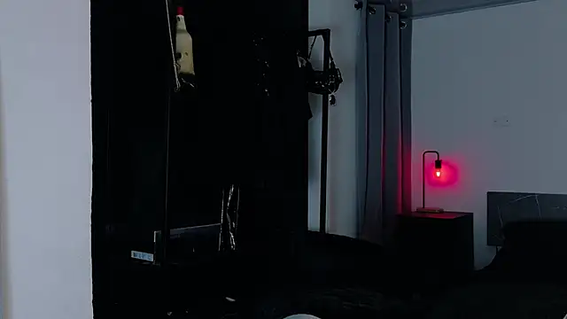 Angelabl0odborne online show from January 10, 7:59 pm