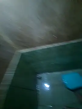 Snapshot of MaxB057 chatting on September 17, 7:54 am MaxB057 online show from September 17, 7:54 am