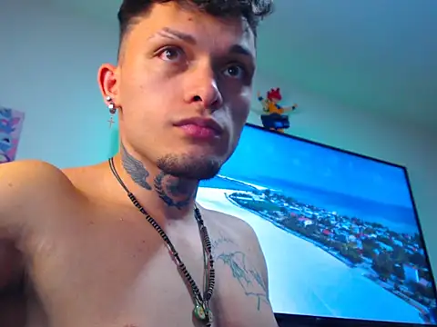 Snapshot of Kieran_kian chatting on December 4, 12:31 am Kieran kian online show from December 4, 12:31 am