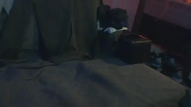 Luv2SuckBWC92 online show from February 7, 11:14 am