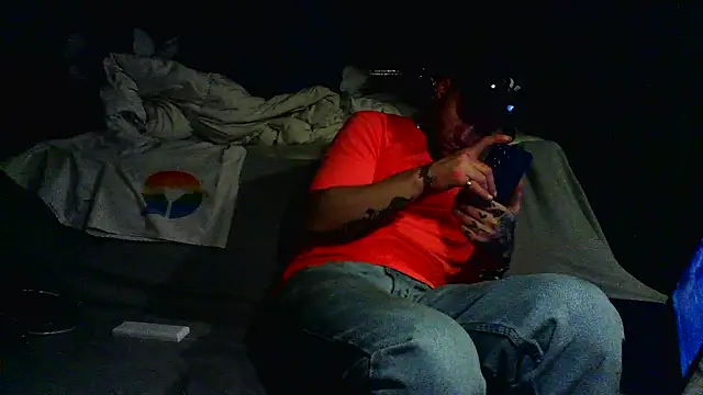 Luv2SuckBWC92 online show from March 6, 9:39 am