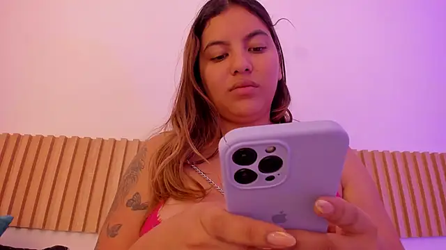 OliviaSweett online show from November 13, 6:51 pm