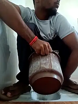 monubigcoock online show from November 17, 9:59 am