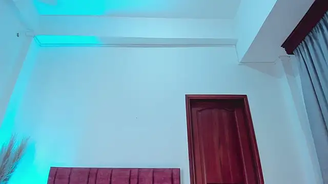 LunaAspen  online show from September 9, 6:07 pm