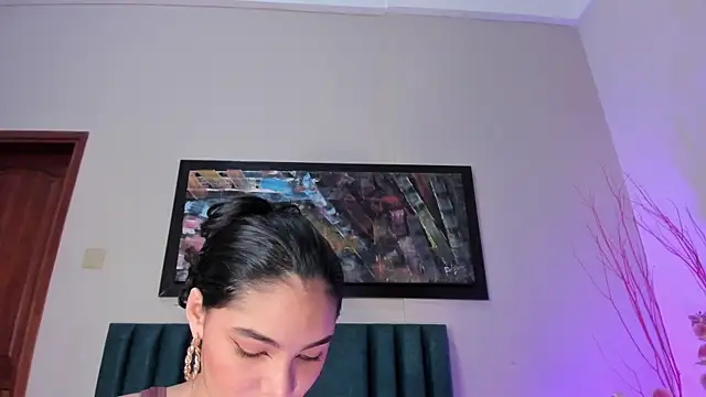 LunaAspen  online show from February 7, 6:11 pm