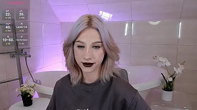 Necucub online show from September 26, 3:43 am