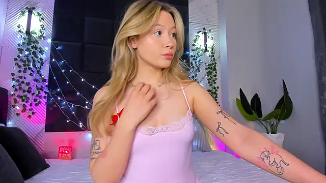 Margo-pvt online show from February 13, 12:50 am