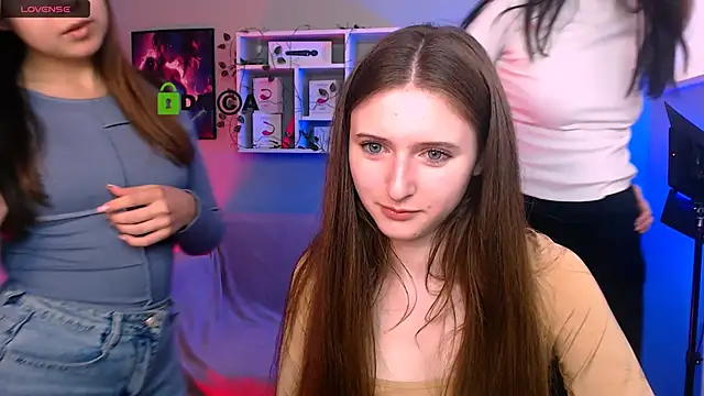 nekky mouse online show from September 12, 9:42 am