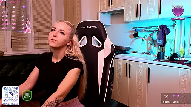 space danger online show from October 8, 7:22 pm