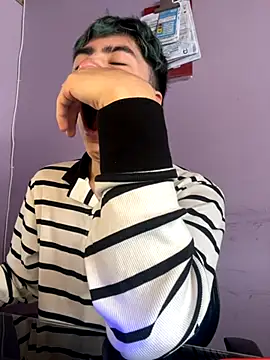 Snapshot of AlexanderCollman chatting on November 8, 1:00 pm AlexanderCollman online show from November 8, 1:00 pm