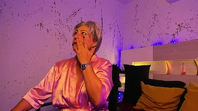 JaddeWalker online show from November 15, 11:18 am