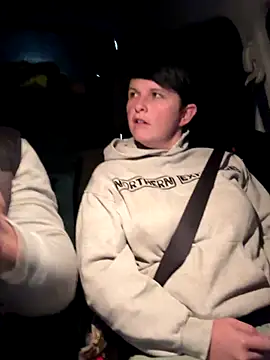 Snapshot of backdoorgalore4you chatting on November 21, 6:17 pm backdoorgalore4you online show from November 21, 6:17 pm