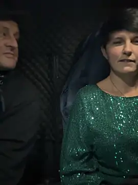 Snapshot of backdoorgalore4you chatting on November 29, 5:49 pm backdoorgalore4you online show from November 29, 5:49 pm