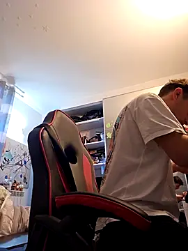 Thelouniost334    online show from October 6, 10:56 am