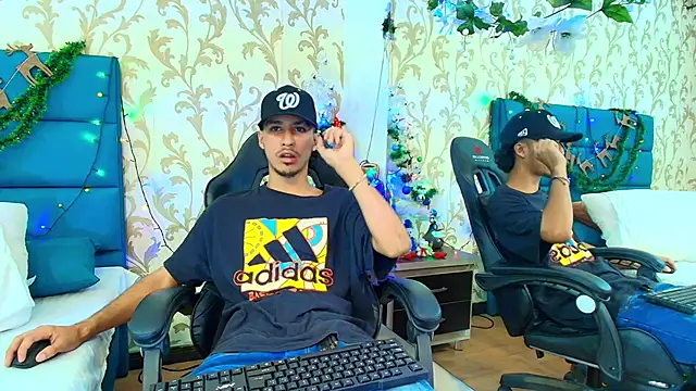 Snapshot of Marcus_Jeron chatting on December 4, 11:13 pm Marcus Jeron online show from December 4, 11:13 pm