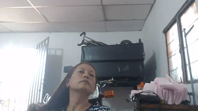 Snapshot of marinita13 chatting on November 14, 5:11 pm marinita13 online show from November 14, 5:11 pm