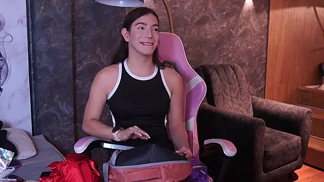 Ariaa Isabell online show from January 15, 6:33 pm