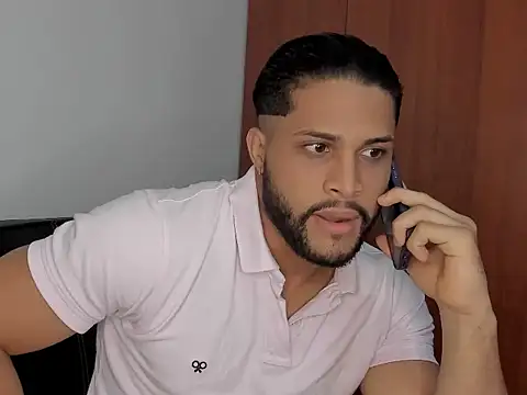 Snapshot of Pier_Simons chatting on September 27, 6:29 am Pier Simons online show from September 27, 6:29 am