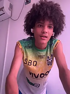 Snapshot of Max_Rain chatting on October 18, 5:35 pm Max Rain online show from October 18, 5:35 pm